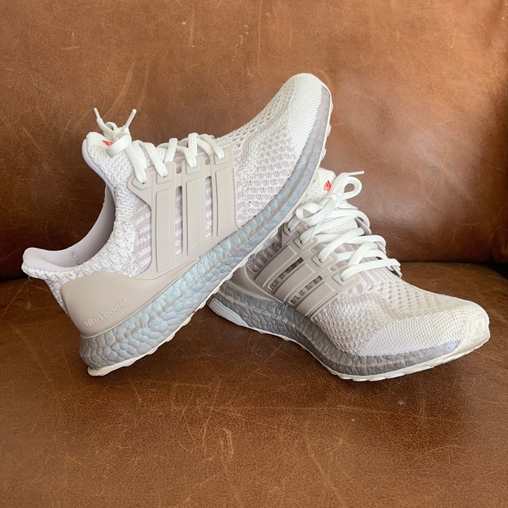 Adidas Ultraboost 5.0 DNA